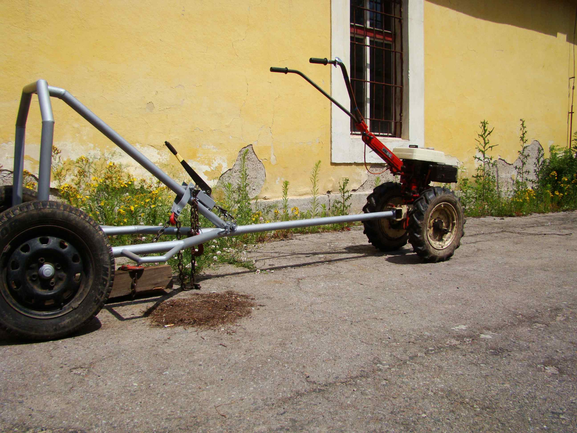 obr. č. 9: M.Y.R. 50 zapojený za jednoosý traktor TERRA